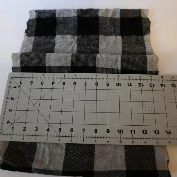 Alan Flusser Merino Wool Men's Scarf Multifunctional Unisex Black Grey Checks - Picture 5 of 5